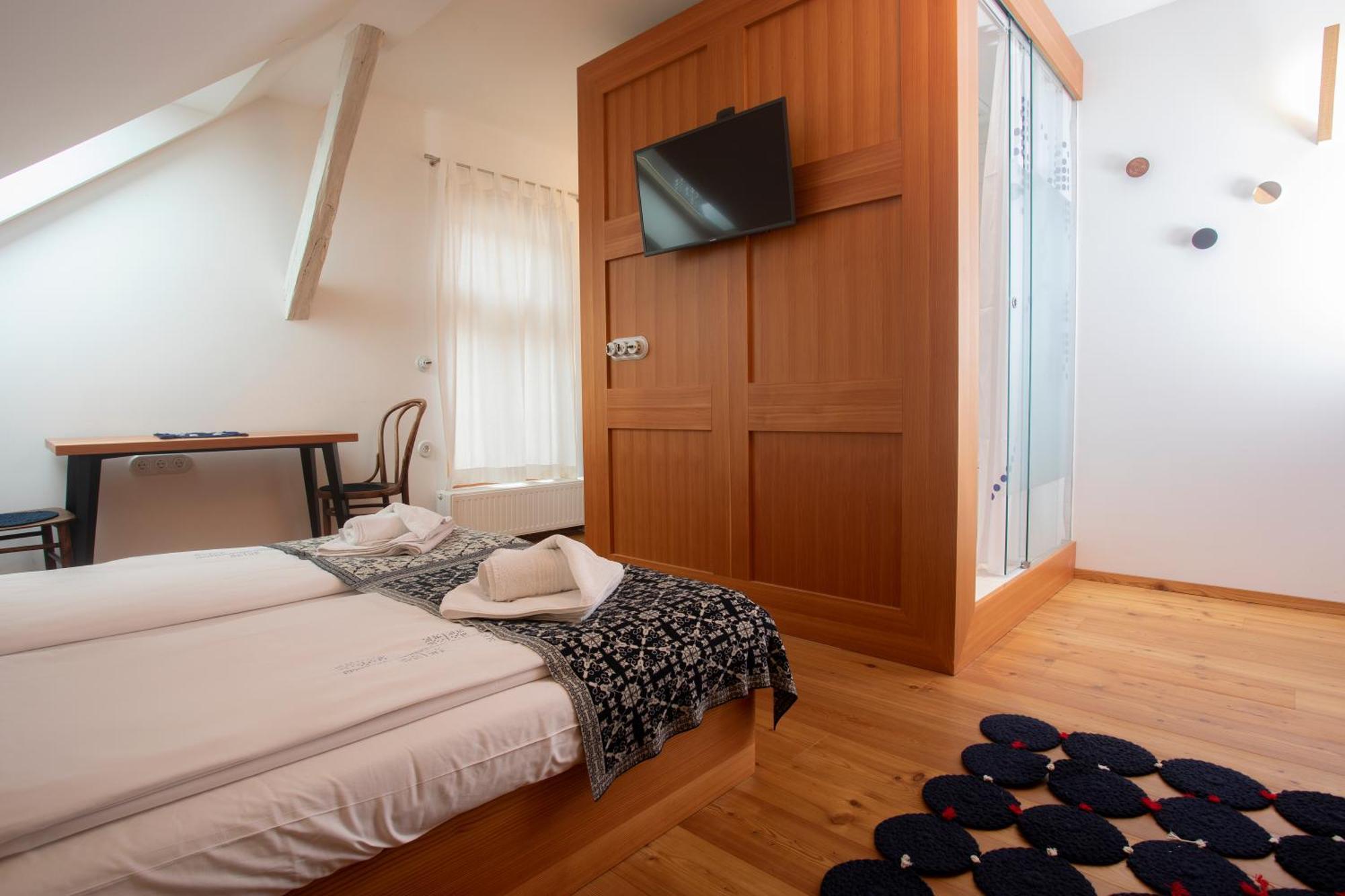 Pr'Gavedarjo Eco Heritage B&B Kranjska Gora Bilik gambar
