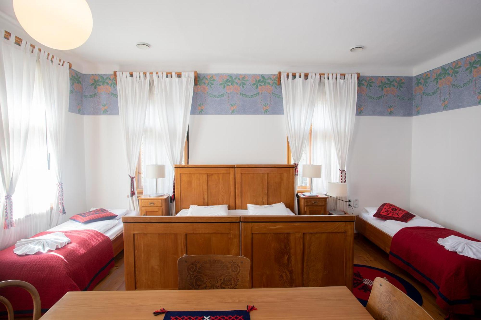 Pr'Gavedarjo Eco Heritage B&B Kranjska Gora Bilik gambar